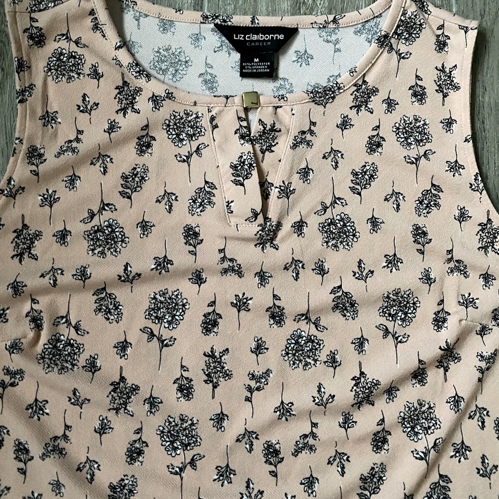 Sleeveless Liz Clairborne Top NWT